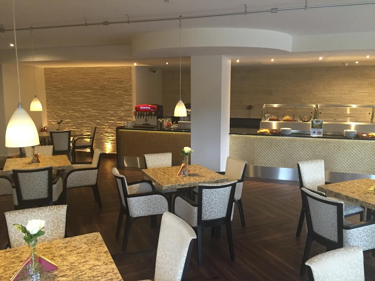 Casino&Hotel Admiral Strazny Zewnętrze zdjęcie